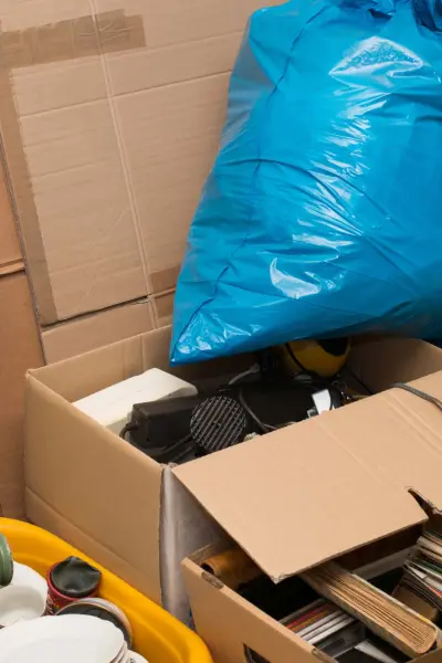 Besenreiner Raum nach Entrümpelung